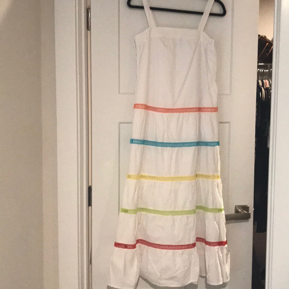 White maxi dress